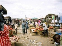 Ghana Market between Accra and Cape Coast. By hiyori13 - Wikimedia Commons.