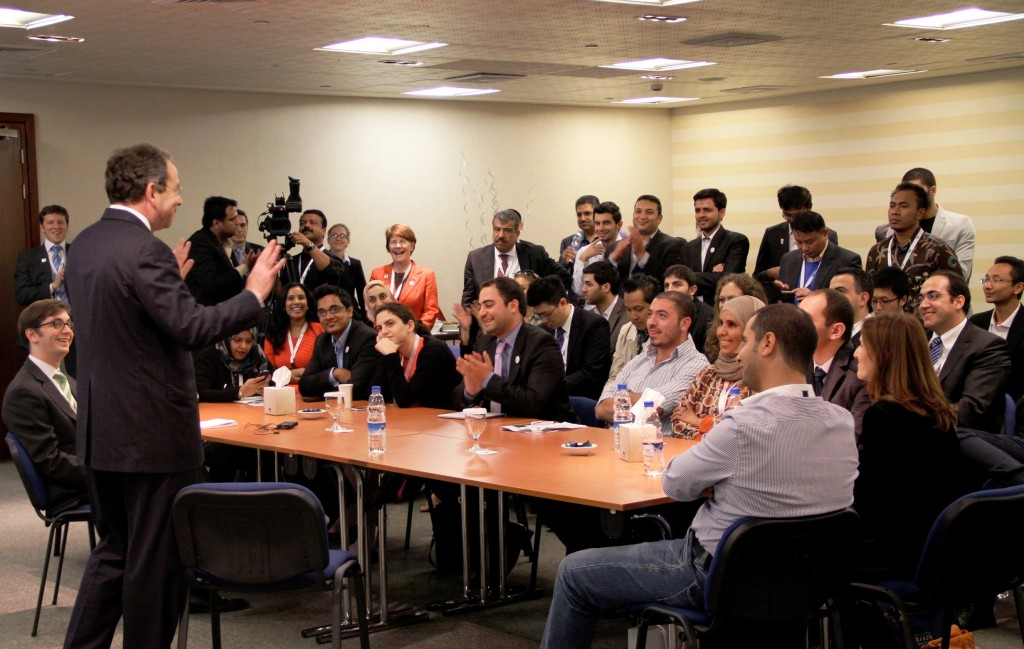 Deputy Secretary of State Thomas Nides meets with young entrepreneurs from the State Department-sponsored Global Innovation through Science and Technology (GIST) initiative on the sidelines of the Global Entrepreneurship Summit in Dubai, United Arab Emirates, December 12, 2012. By U.S. Department of State - Wikimedia Commons.